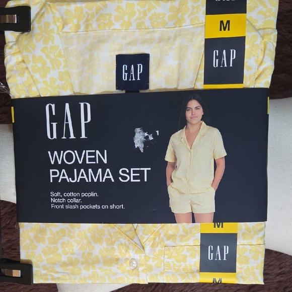 GAP Other - GAP Yellow Floral Cotton Pajama Short Set NWT